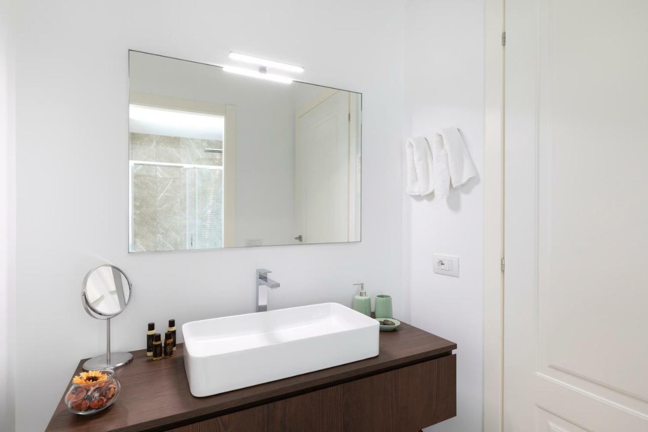 Milano Manzoni Clc Apartments Екстериор снимка
